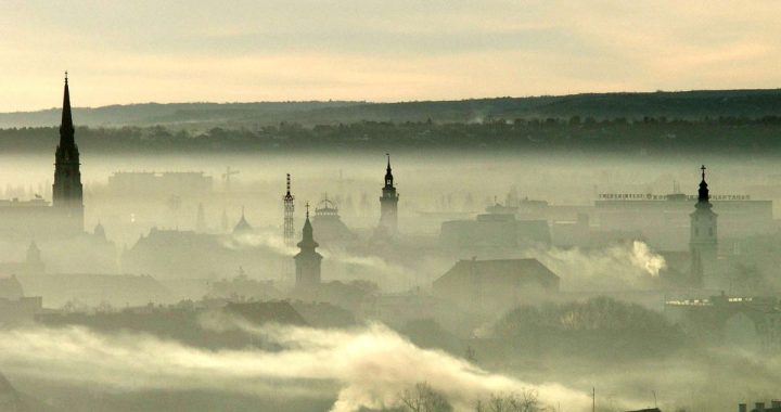 Novi Sad u magli